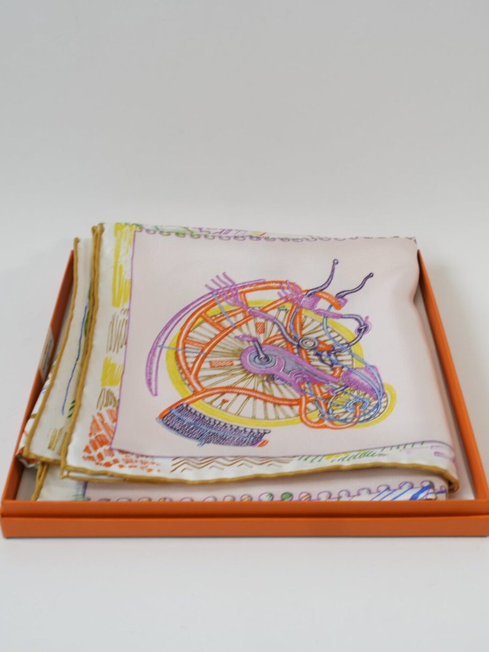 NWT Hermès Carre 90 Chevaloscope Horse 100% Silk Scarf Orange 90cm